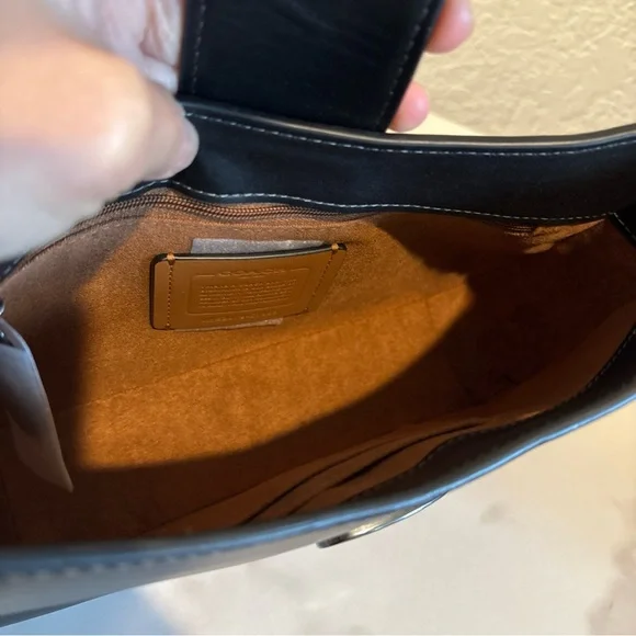 NWT COACH Eliza Shoulder Bag With Leather Covered Closure - Picture 5 of 10